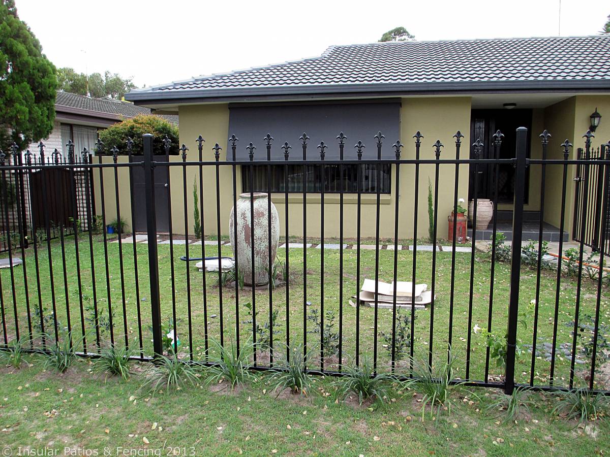 Colonial Spear Top Fencing Mermaid Gold Coast Insular Patios