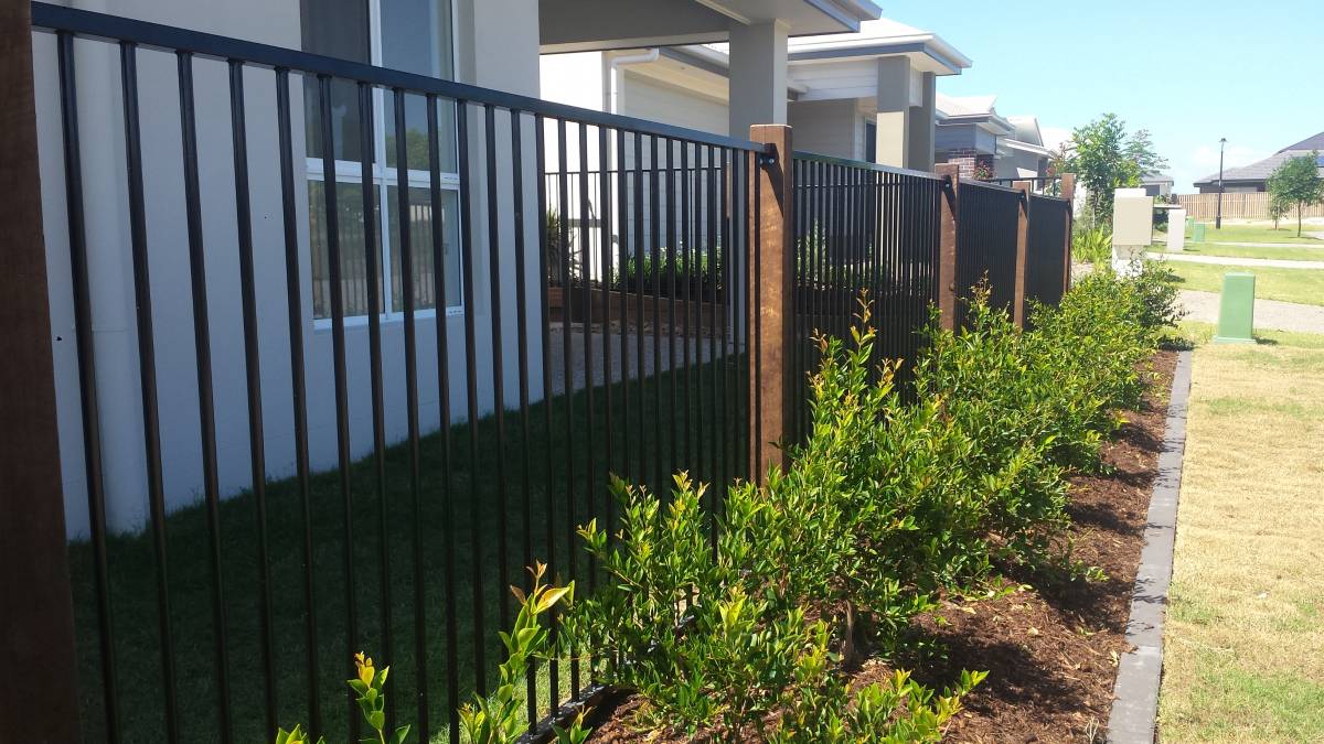 Black Aluminium Flat Top Fencing