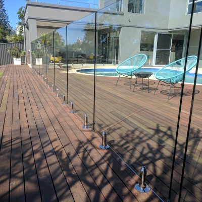 gold-coast-glass-pool-fence-on-deck